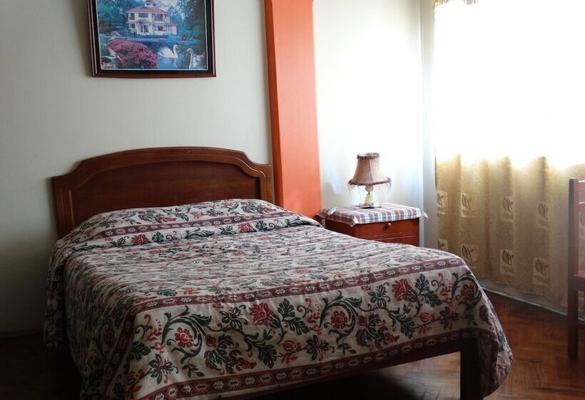Номер Стандарт, Presidente Inn   Hostel