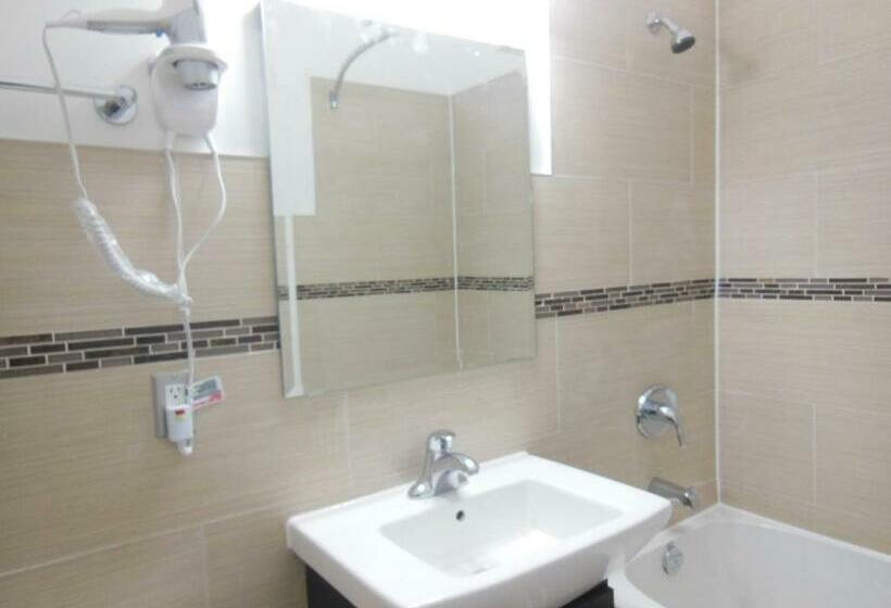 חדר סטנדרט, Nu Hotel Toronto Airport