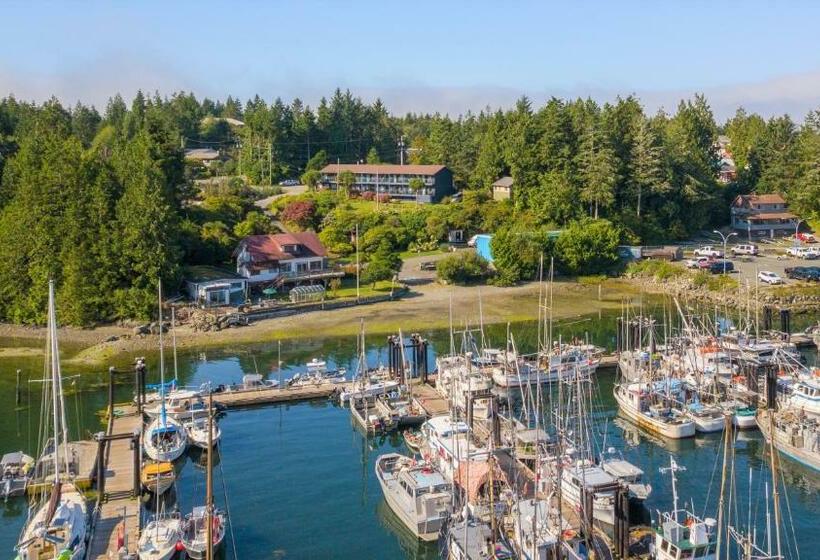 غرفة قياسية مطلّة علي البحر مزوَّدة بشُرفة, Tofino Motel Harborview