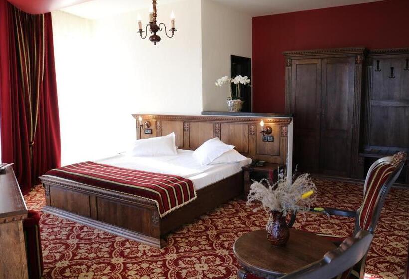 اتاق لوکس, Castel Transilvania