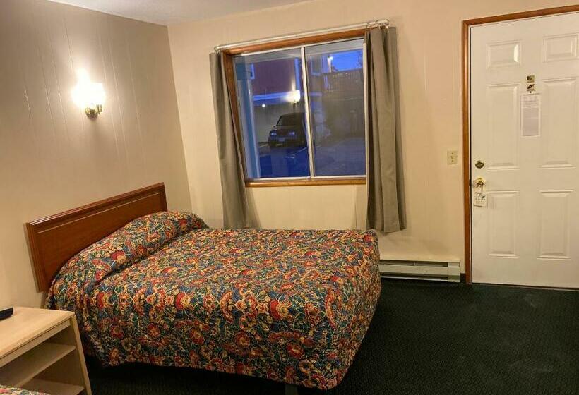 Номер Стандарт 2 Двуспальные Кровати, Heidi S Inn