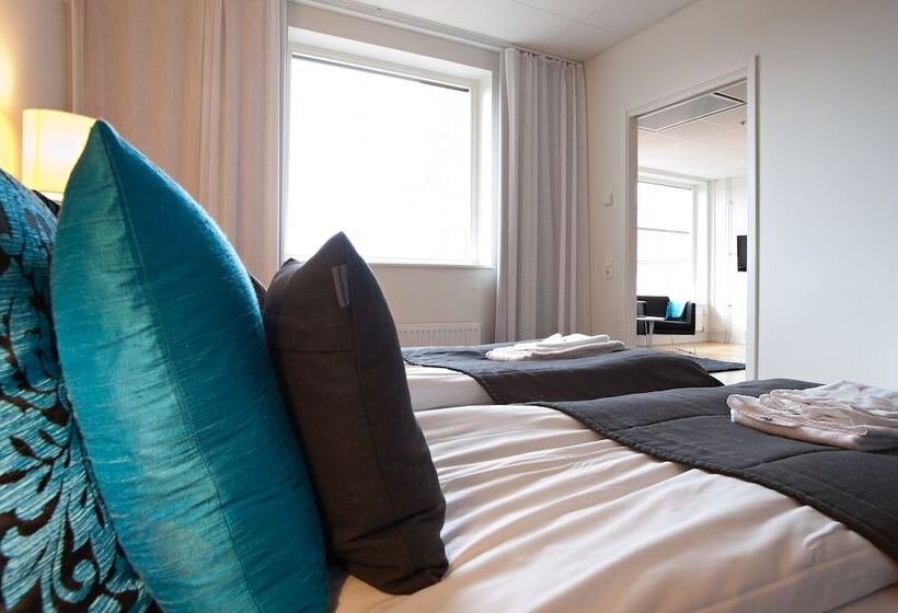 Апартаменты 2 Спальни, Sky Hotel Apartments Tornet