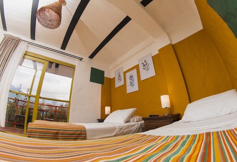 Habitación Premium Vista Montaña, Viajero Salento Hostel
