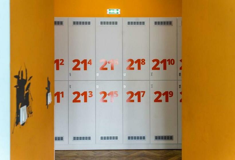 스탠다드 룸, B13 Hostel