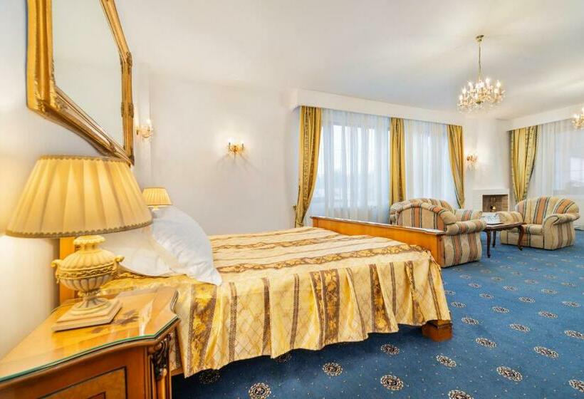 高级套房, Aurelius Imparatul Romanilor Hotel & Spa