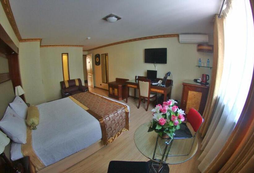 سوییت اجرایی, Oro Inn