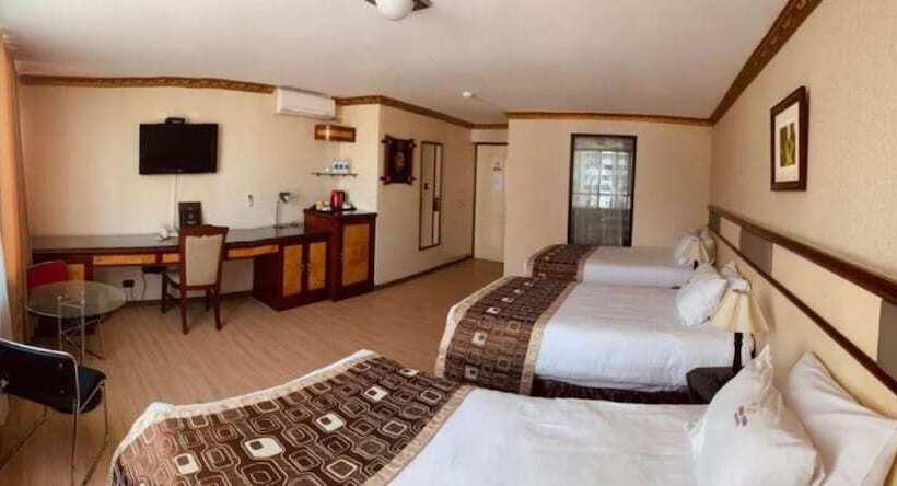 اتاق استاندارد سه نفره, Oro Inn