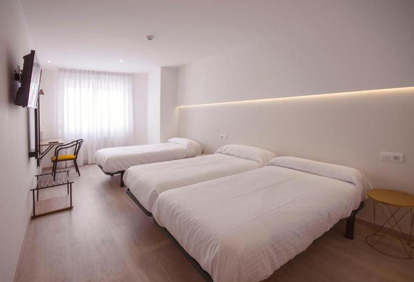 اتاق استاندارد سه نفره, U Hotel Darío Lugo