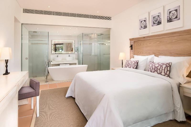 Люкс, Pine Cliffs Ocean Suites, A Luxury Collection Resort & Spa, Algarve