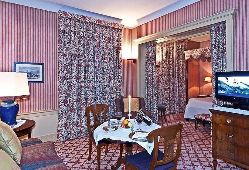 سوییت, Resort Dei Limoni
