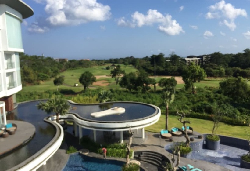 발코니 디럭스 룸, Swissbelresort Pecatu