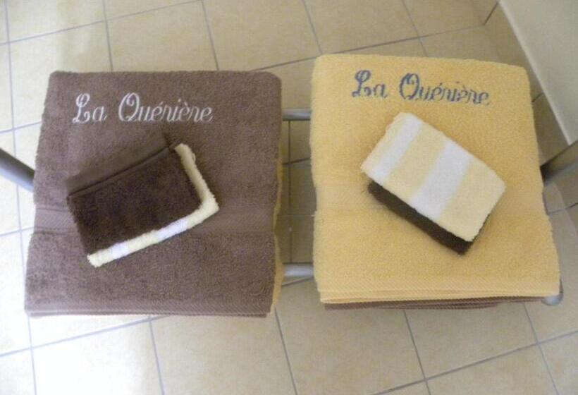 Семейный Номер Вид на Сад, Chambres D Hôtes La Quèrière
