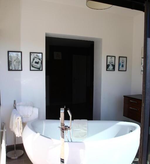Номер Deluxe, La Villa Blanche