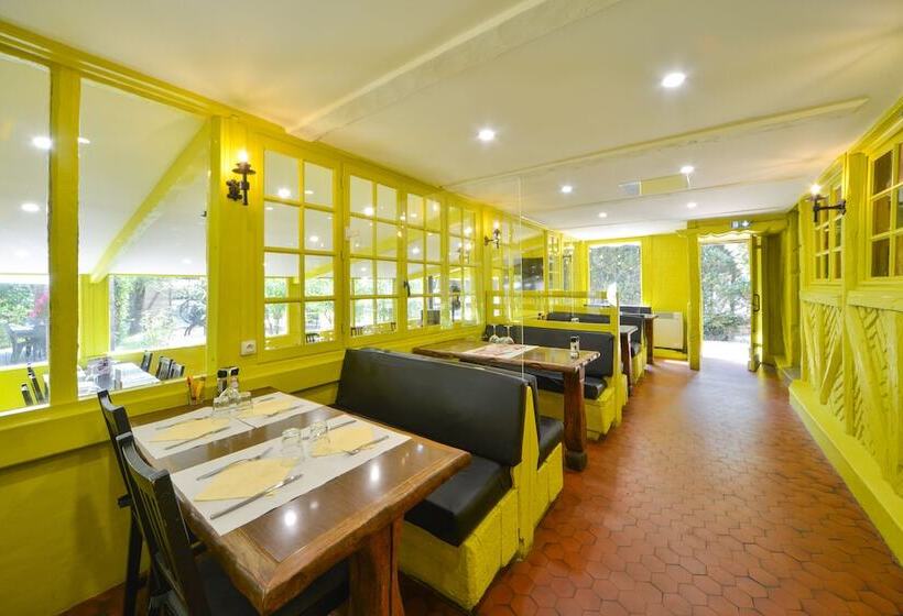 Номер Стандарт, Logis   Hotel Restaurant La Mire