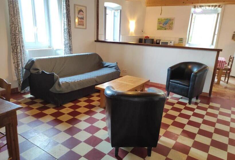 Апартаменты 2 Спальни, Logis Hôtel Restaurant Gîte La Bastide Du Vébron