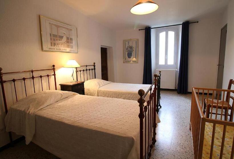 Апартаменты 2 Спальни, Logis Hôtel Restaurant Gîte La Bastide Du Vébron