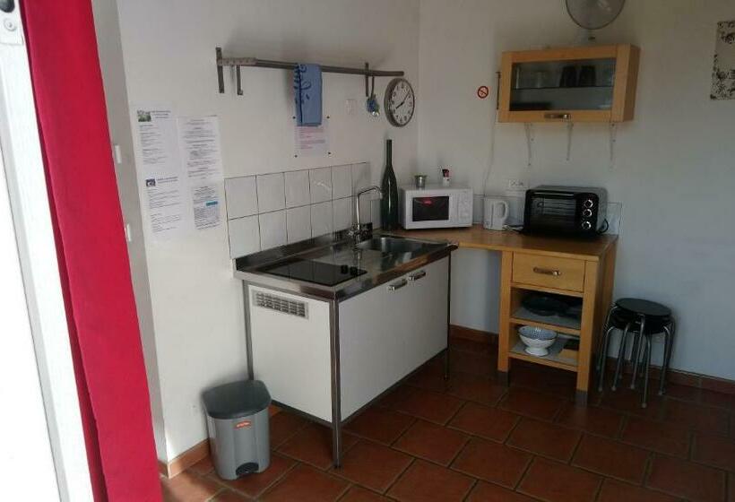 إستديو عائلى, Le Clos De La Fontaine