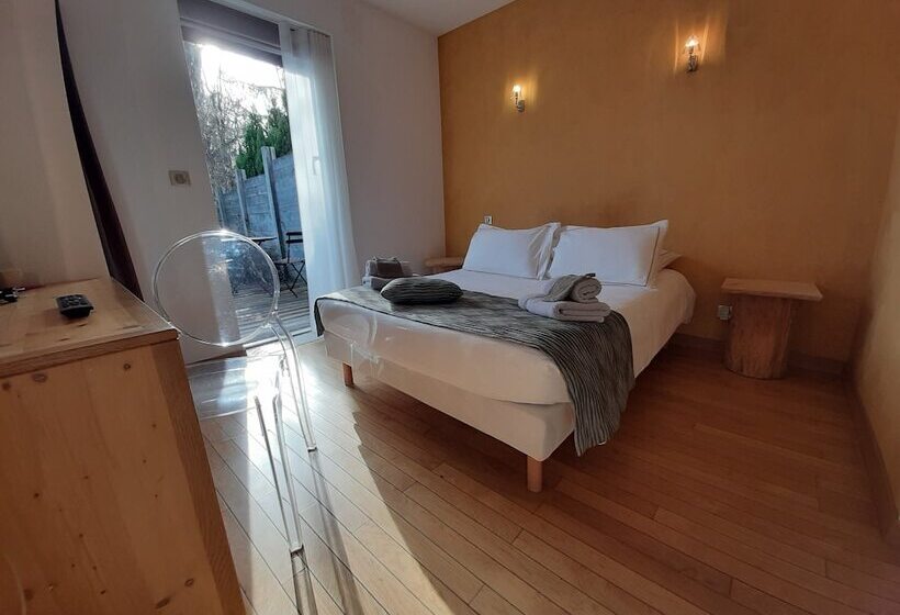 스탠다드 테라스 룸, Le Clos Du Bois Joli