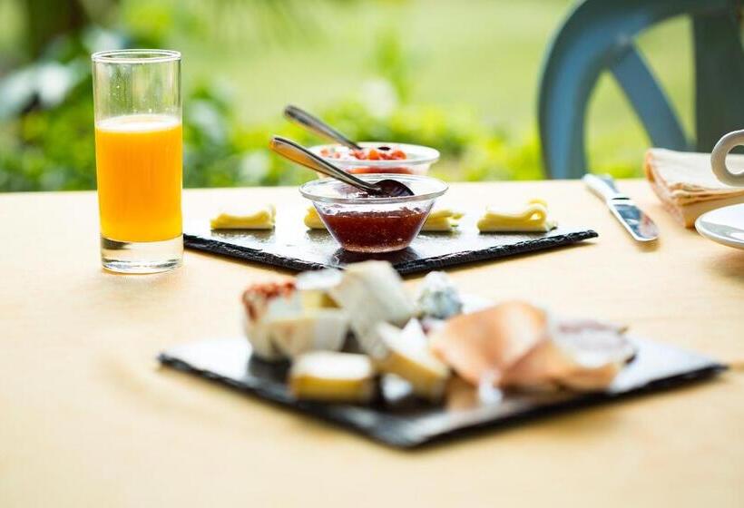 标准间, Auberge Du Grand Chene