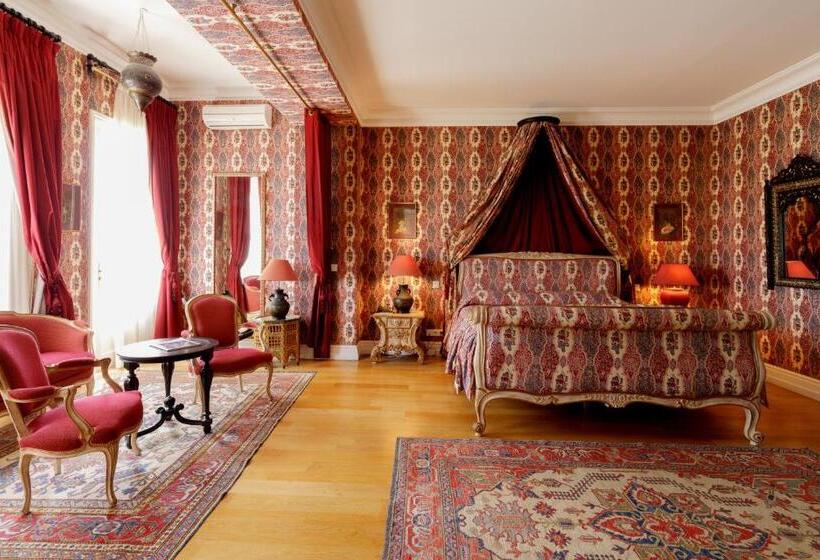 Люкс, Hôtel De Margaux