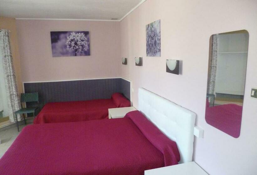 Номер Стандарт, Hôtel Le Calypso