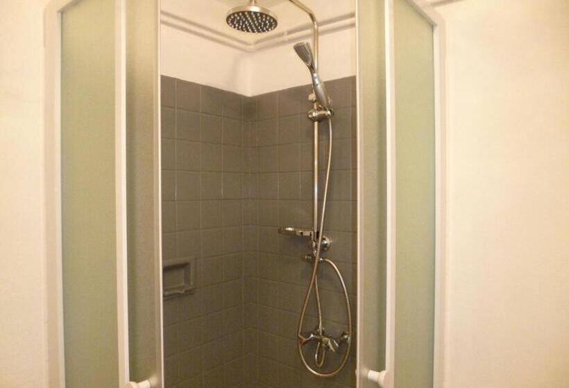 Номер Стандарт Трехместный, Hôtel Le Calypso