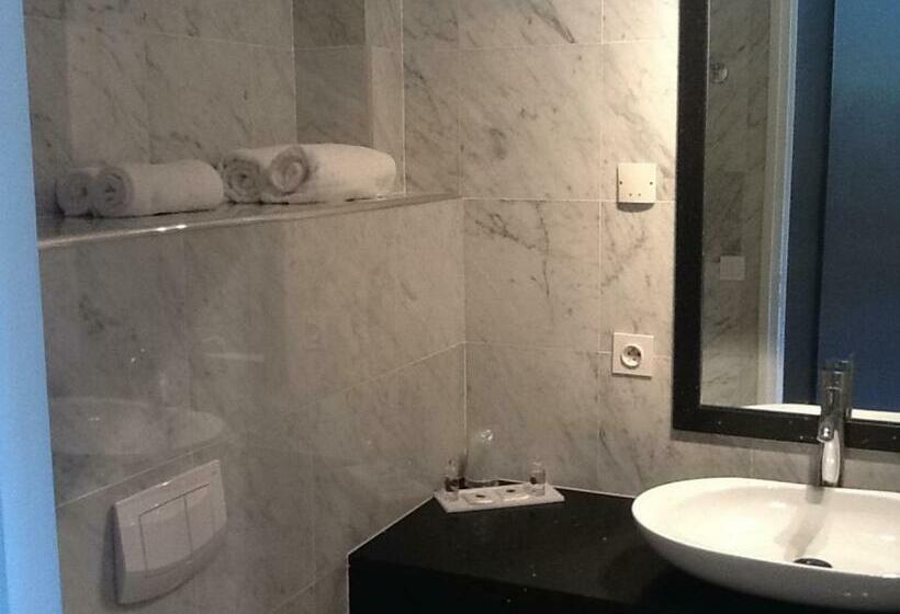 Номер Superior, Hôtel Les Deux Lions