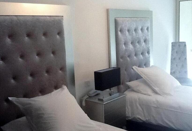 Номер Стандартный с Видом, Hôtel Les Deux Lions