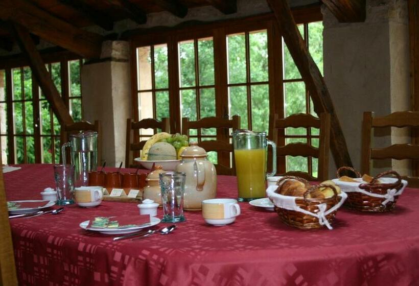 Номер Стандарт Трехместный, Domaine Les Miquels
