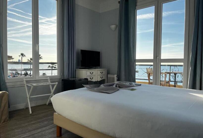 Номер Deluxe Вид на Море с Балконом, Hôtel Du Bord De Mer Le Vanillé