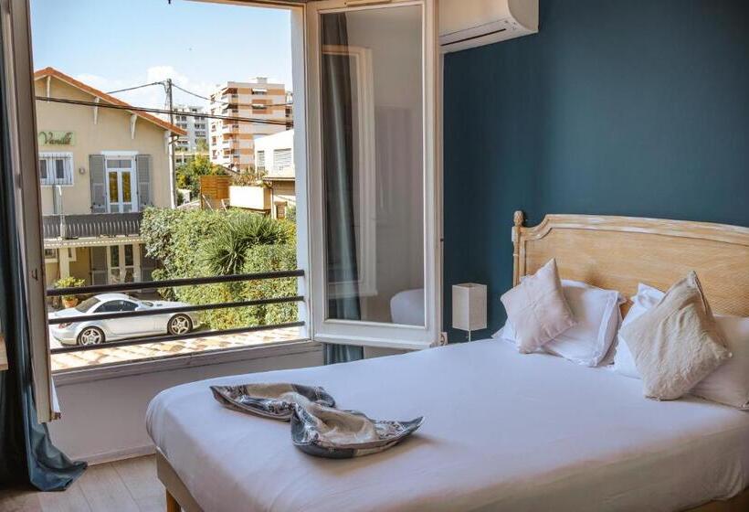 Номер Стандарт с Террасой, Hôtel Du Bord De Mer Le Vanillé