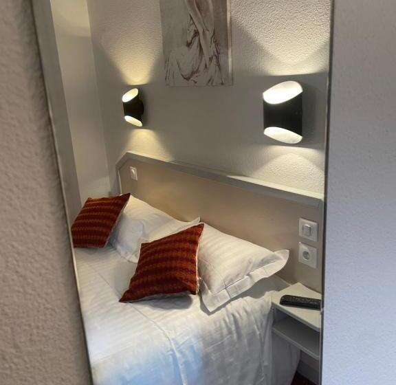 Номер Стандарт, Hôtel Restaurant Les Rochers