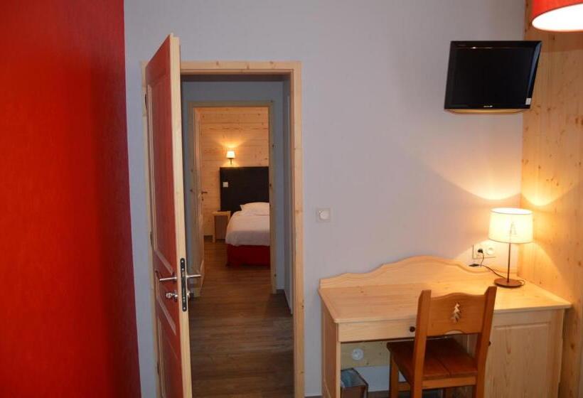 Четырехместный Номер Стандарт, Logis Hôtel Lbb   Les 2 Lacs