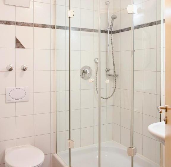 Четырехместный Номер Стандарт, Gasthof Zum Biber