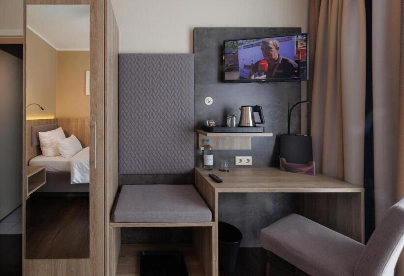 Quarto Estandar Individual, Jellentrup   Adults Only