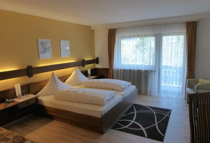 Номер Стандарт с Балконом, Landhotel Rebstock