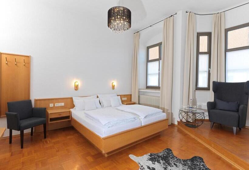 Полулюкс, Lodner Hotel Drei Mohren
