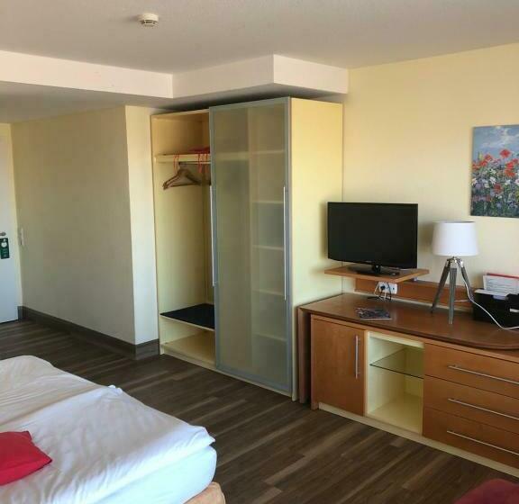 Номер Стандарт с Балконом, Nordseehotel Benser Hof Am Hafen