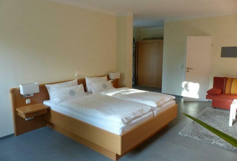 Quarto Familiar, Strand