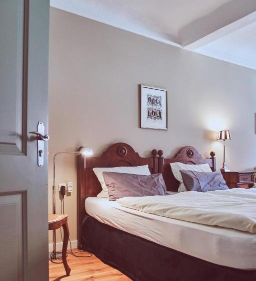 Quarto Clássico, Gasthof Zum Storch