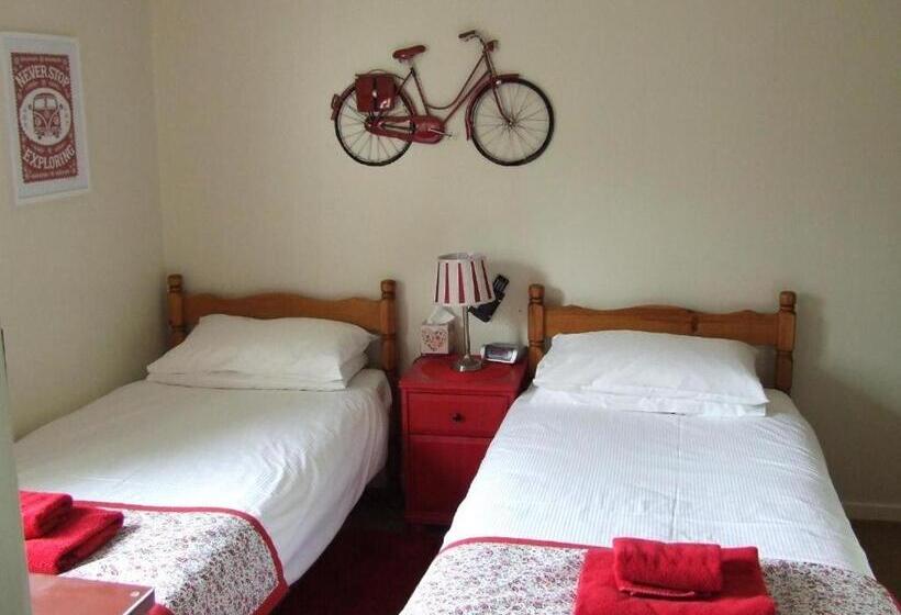 اتاق استاندارد با چشم‌انداز باغ, Dana Villa Holiday Accommodation