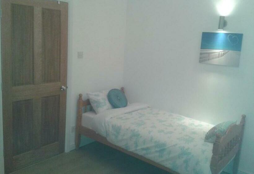 Номер Стандарт, Brook Barn B&b