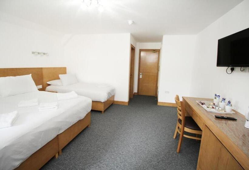 Семейный Номер, Flexistay Aparthotel Sutton
