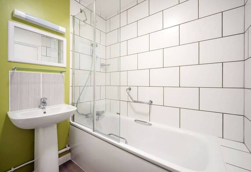 Номер Стандарт, Imperial Hotel Tenby