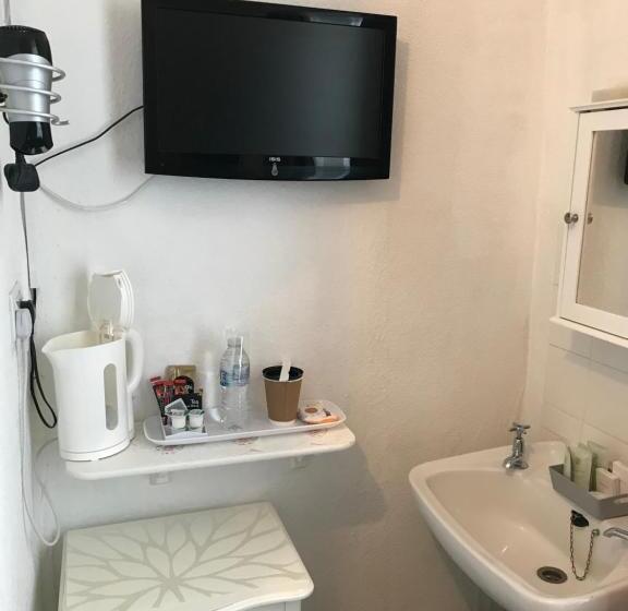 اتاق استاندارد یک نفره, Atlantic View B&b