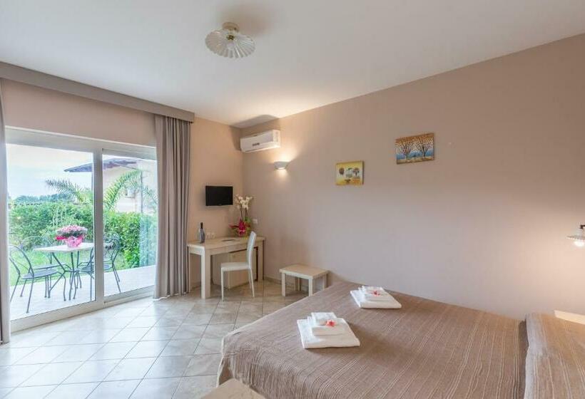 חדר סטנדרט לארבעה, Residenza Borgo Italico