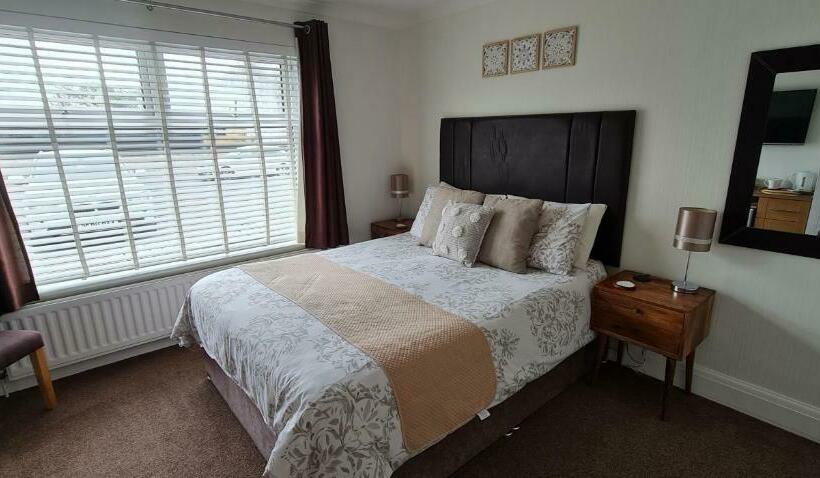 Стандартный Номер Кровать Кинг, Tregarthen   Adult Only