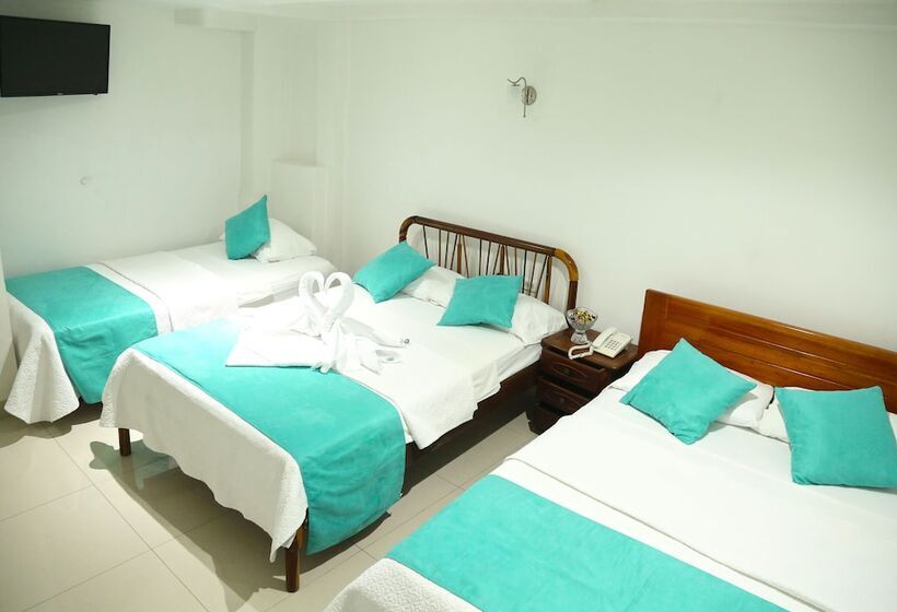Трехместный Номер Superior, Hostal Sir Francis Drake