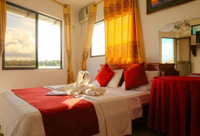 Номер Deluxe, Hostal Sir Francis Drake