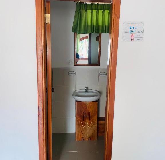 Номер Стандарт, Hostal White House Galapagos